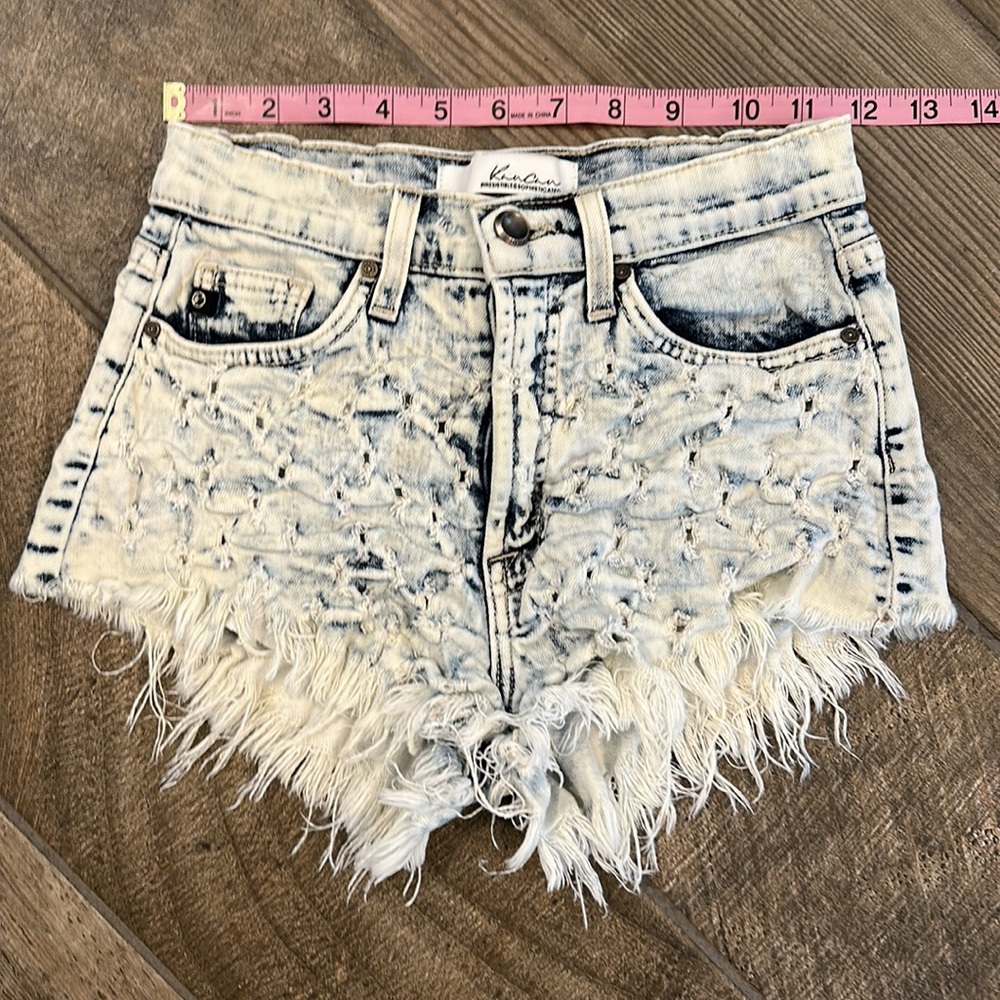 KanCan SS1173 Womens 24 High Rise Acid Wash Distressed Frayed Denim Shorts - Picture 10 of 11